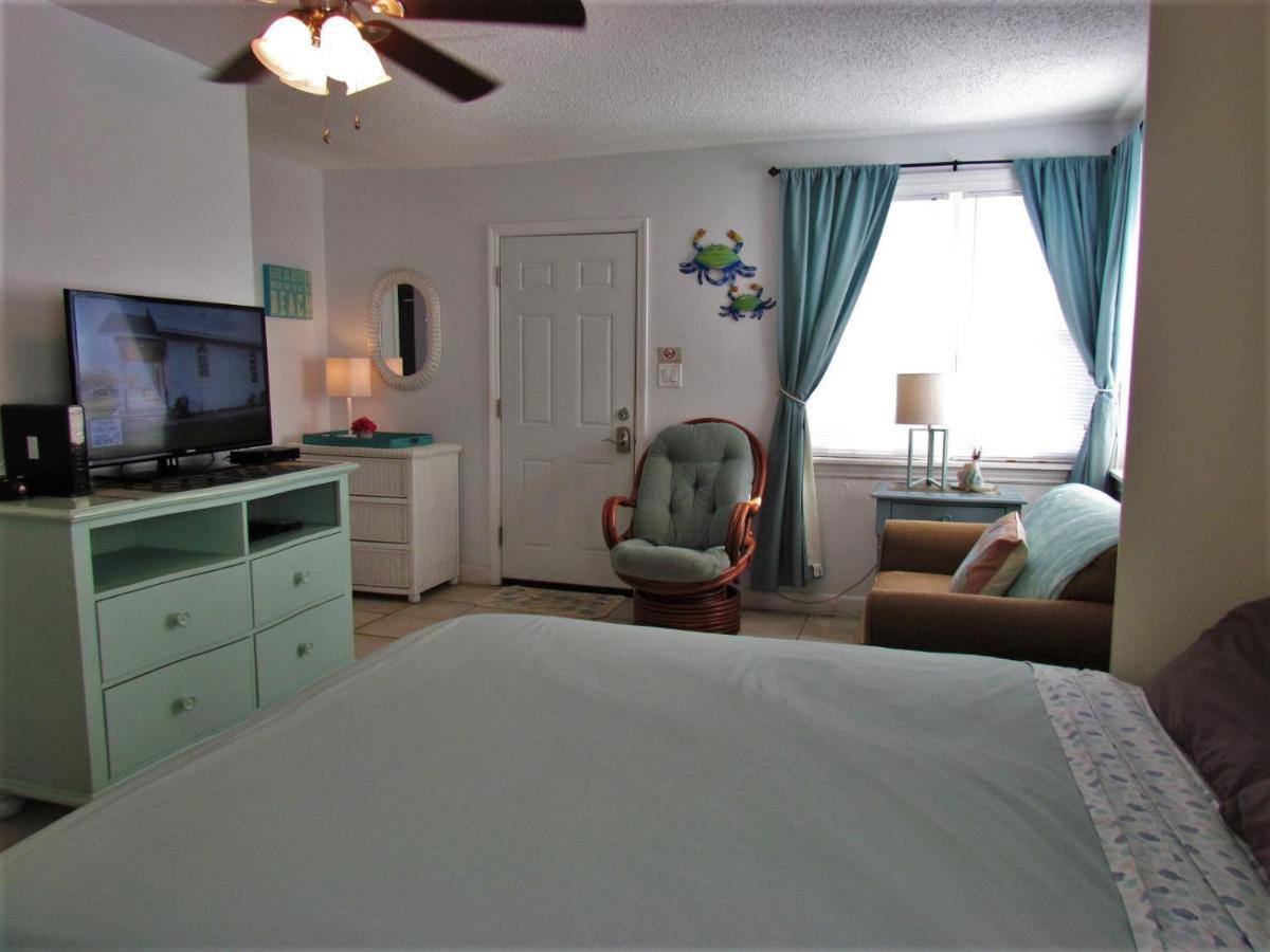 Gulf Gardens Cottage #3 St. Pete Beach Exterior photo